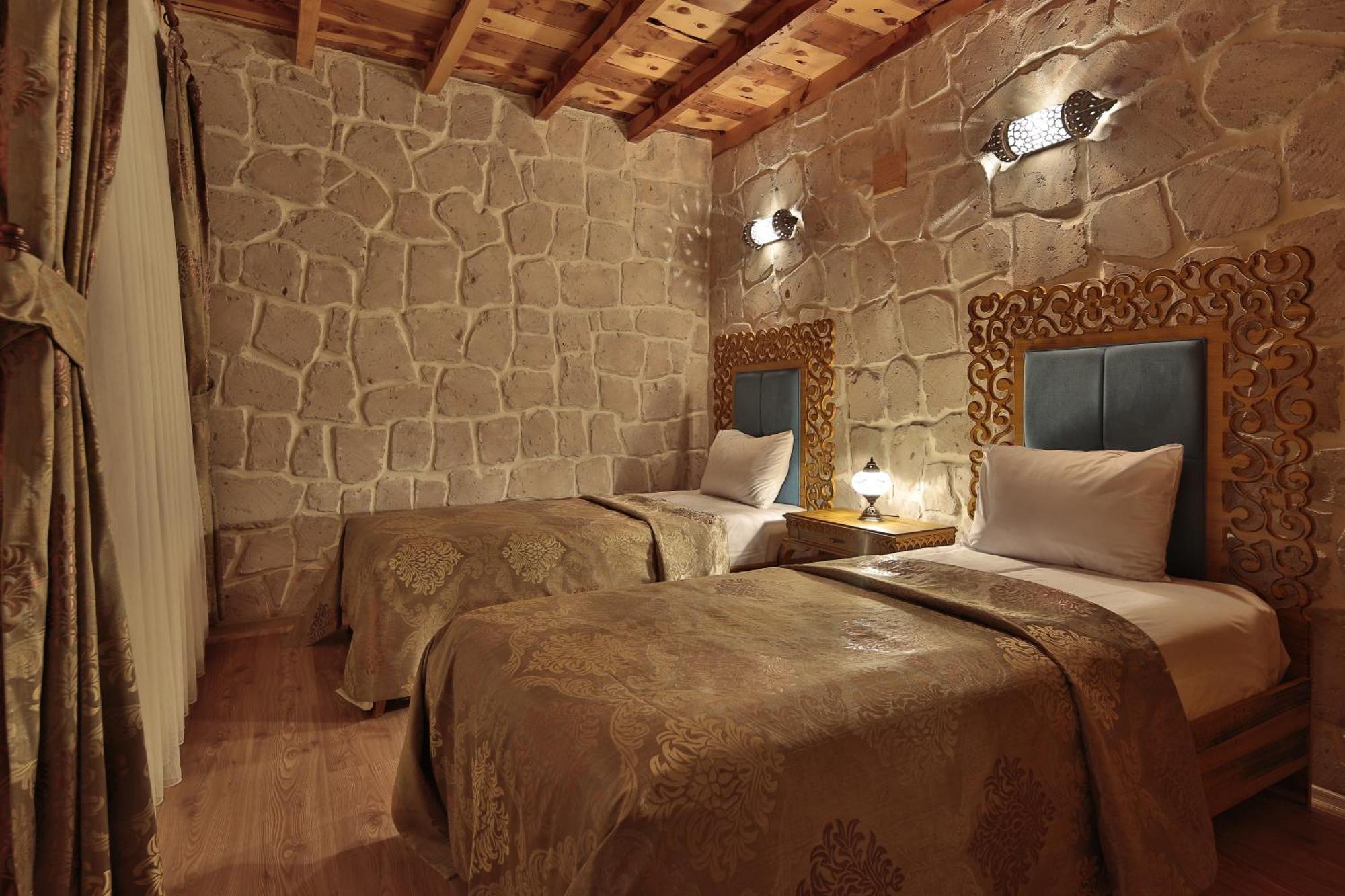 Elevres Stone House Hotel Урґюп Екстер'єр фото